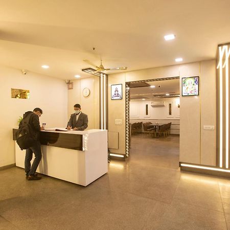 Airport Hotel Chanakya Delhi New Delhi Exterior foto